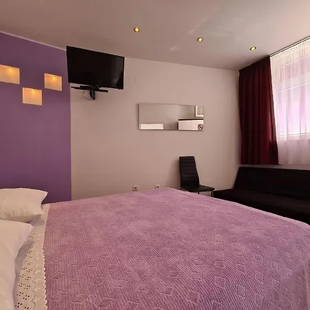 Fuer 3 Personen Ca 30 Qm In Rabac, Istrien Bucht Von Apartman *